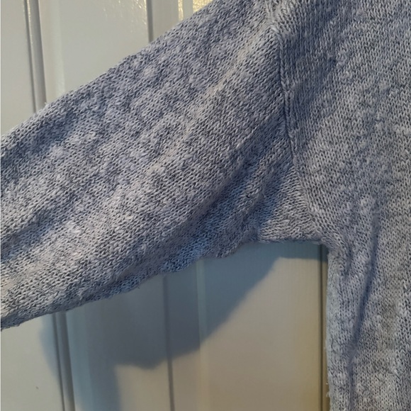 Bloomingdale's Light Gray V-Neck Sweater - Picture 3 of 4